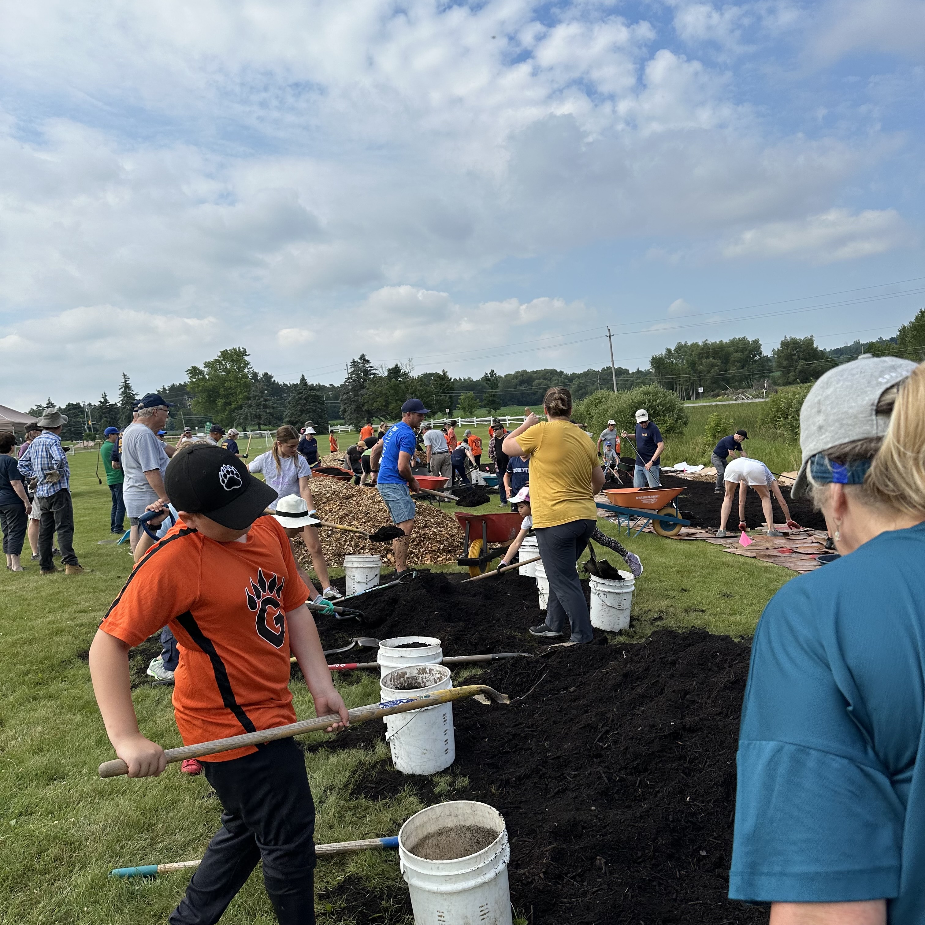 Mini Forest Volunteers at Work Picture